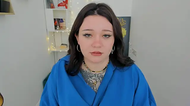 MoonLghte online show from 1, 3, 2025