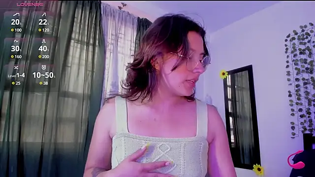 Snapshot of Noellesable chatting on 11, 2, 2025 Noellesable online show from 11, 2, 2025