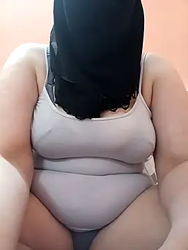 Snapshot of big_yoyo chatting on 17, 2, 2025 big yoyo online show from 17, 2, 2025