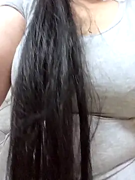 Snapshot of big_yoyo chatting on 27, 11, 2025 big yoyo online show from 27, 11, 2025