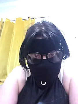 Snapshot of big_yoyo chatting on 18, 12, 2025 big yoyo online show from 18, 12, 2025