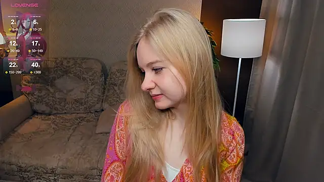 OdelinaFicken online show from 17, 3, 2025