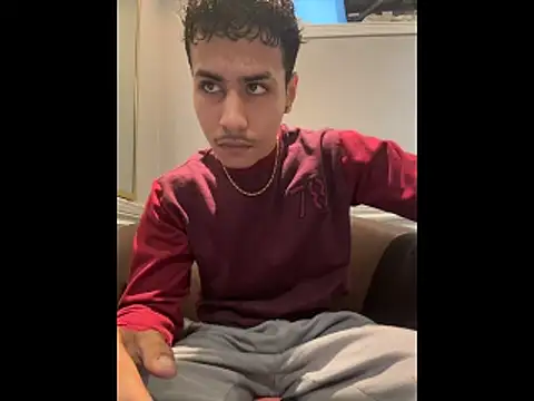 Snapshot of johnycash21 chatting on 8, 3, 2026 johnycash21 online show from 8, 3, 2026