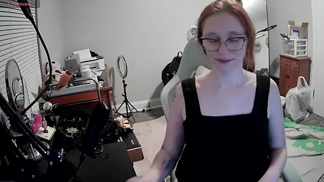 LilyFoxxx online show from 1, 10, 2025