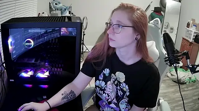 LilyFoxxx online show from 10, 10, 2025