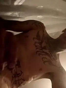 Snapshot of Paybackk100 chatting on 14, 10, 2025 Paybackk100 online show from 14, 10, 2025