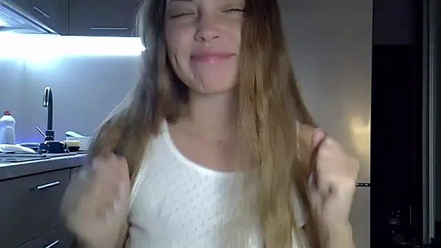 Snapshot of Lucky_Anna chatting on 22, 12, 2025 Lucky Anna online show from 22, 12, 2025