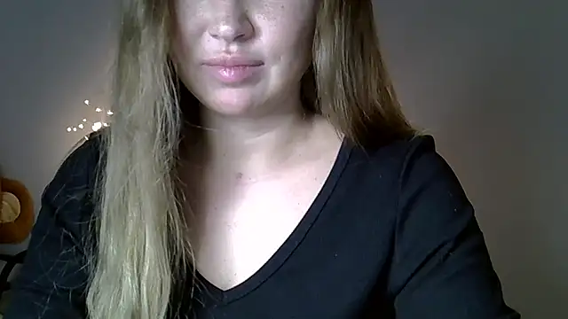 Snapshot of Lucky_Anna chatting on 8, 1, 2026 Lucky Anna online show from 8, 1, 2026