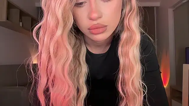 Snapshot of Julia_RL chatting on 15, 10, 2025 Julia RL online show from 15, 10, 2025