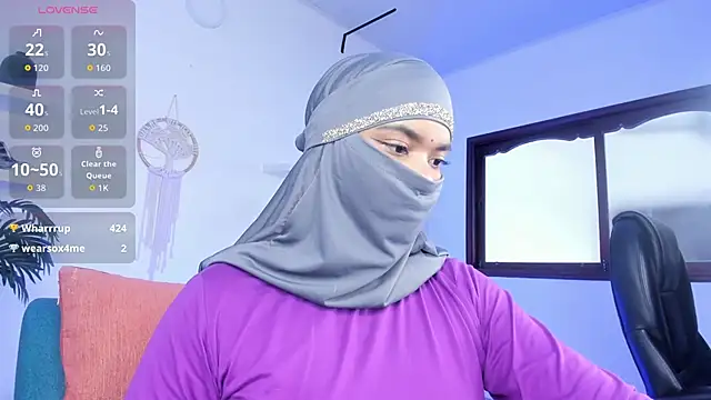 Snapshot of saray_halam chatting on 20, 10, 2025 saray halam online show from 20, 10, 2025