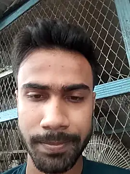 Skinny Bigass 23 online show from 5, 10, 2025