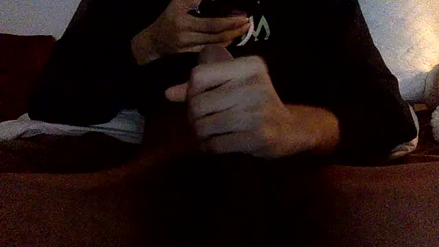 Snapshot of cuckoldmygf chatting on 28, 1, 2025 cuckoldmygf online show from 28, 1, 2025