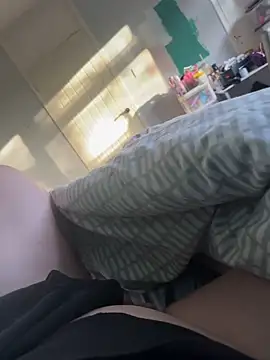 Snapshot of AmberTaylorXxx chatting on 15, 3, 2026 AmberTaylorXxx online show from 15, 3, 2026