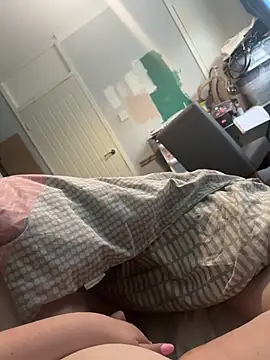 Snapshot of AmberTaylorXxx chatting on 2, 4, 2026 AmberTaylorXxx online show from 2, 4, 2026