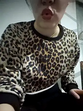 SUSELLAM1 online show from 2, 3, 2025