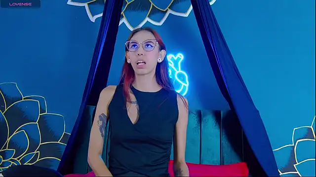 Lunamistyc online show from 9, 10, 2025