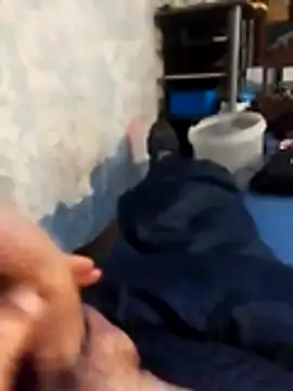 Snapshot of fuckbunny84b chatting on 30, 10, 2025 fuckbunny84b online show from 30, 10, 2025