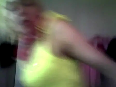 Snapshot of ariana_crazzy chatting on 11, 2, 2025 ariana crazzy online show from 11, 2, 2025