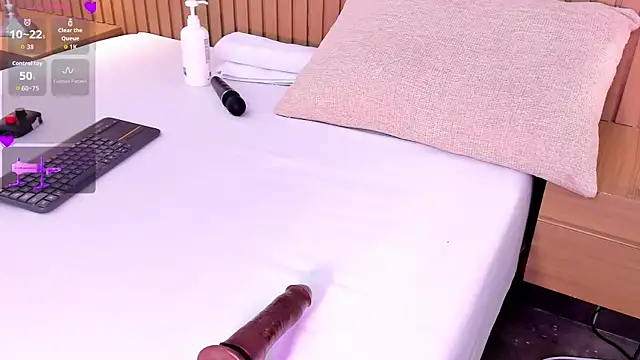 Snapshot of sexy_mich_18 chatting on 22, 12, 2025 sexy mich 18 online show from 22, 12, 2025