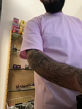 Snapshot of jr91esl chatting on 8, 2, 2025 jr91esl online show from 8, 2, 2025