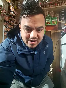 Snapshot of TheBriiaand30 chatting on 12, 10, 2025 TheBriiaand30 online show from 12, 10, 2025