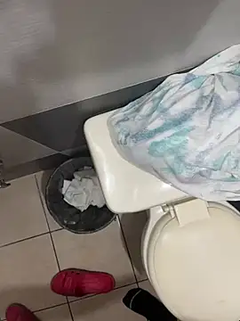 mylovetr1 online show from 4, 3, 2025