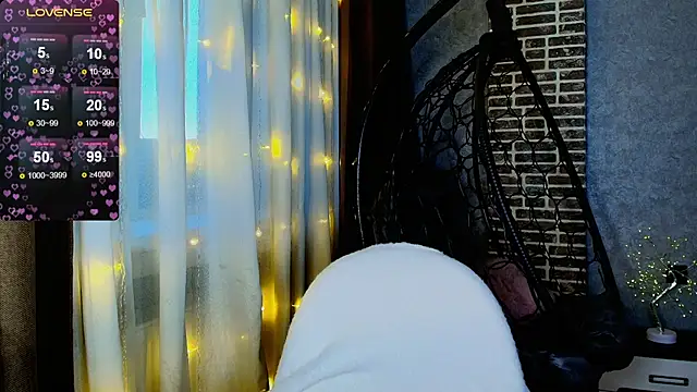 Evacadooo online show from 16, 11, 2025