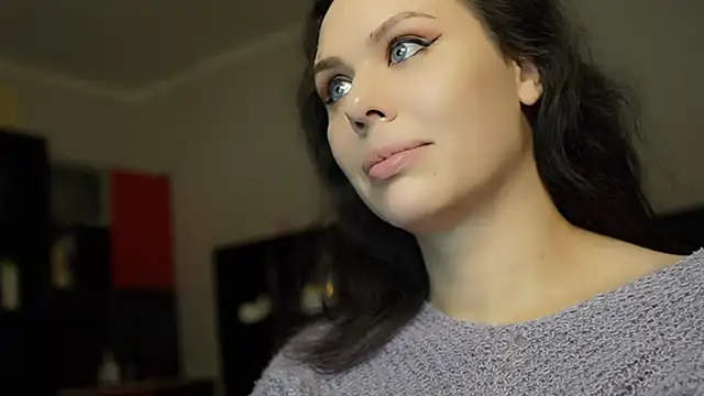 MollyCheiz online show from 10, 12, 2024