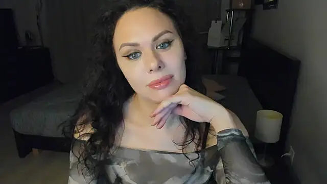 MollyCheiz online show from 10, 9, 2025
