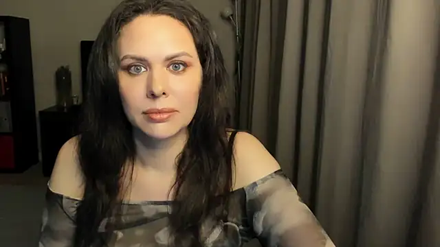 Snapshot of MollyCheiz chatting on 18, 7, 2026 MollyCheiz online show from 18, 7, 2026