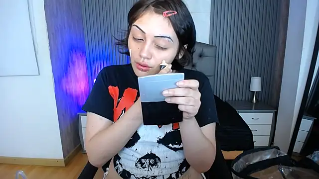 honney dark online show from 17, 12, 2024