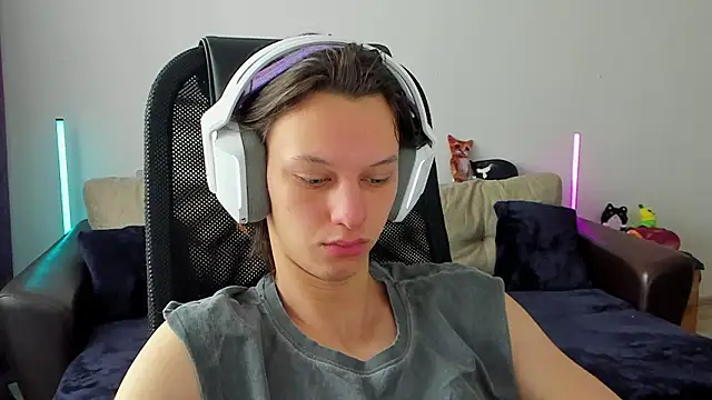 Ostin meow online show from 25, 2, 2026