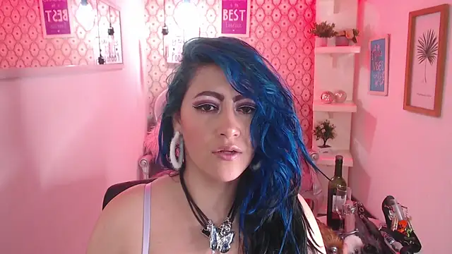 scarleth blue online show from 18, 9, 2025