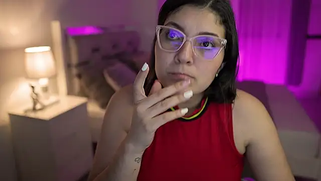 Camilaa bueno online show from 16, 12, 2024