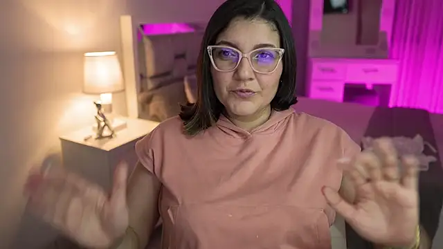 Camilaa bueno online show from 19, 12, 2024