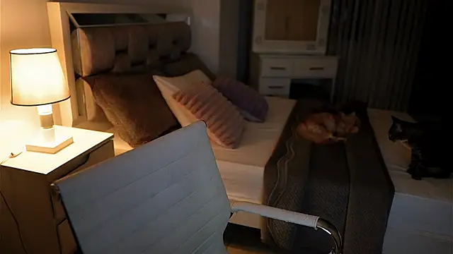 Camilaa bueno online show from 18, 11, 2025