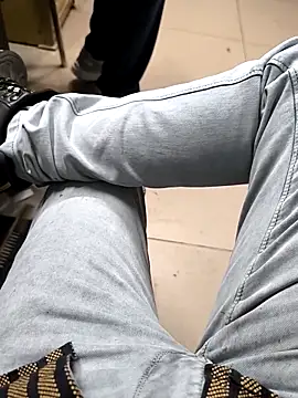 Snapshot of faaseel chatting on 17, 9, 2025 faaseel online show from 17, 9, 2025