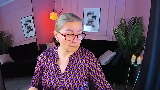 Snapshot of AlexandraKind chatting on 24, 10, 2025 AlexandraKind online show from 24, 10, 2025