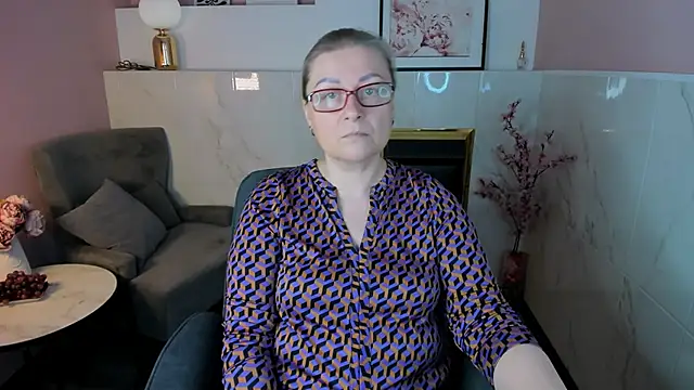 Snapshot of AlexandraKind chatting on 3, 12, 2025 AlexandraKind online show from 3, 12, 2025