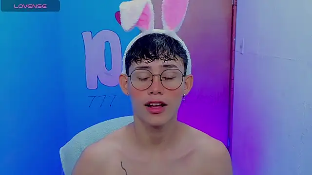 Snapshot of tanjiro_cute chatting on 10, 5, 2026 tanjiro cute online show from 10, 5, 2026
