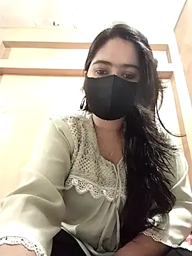 Magical Girl- online show from 2, 12, 2025