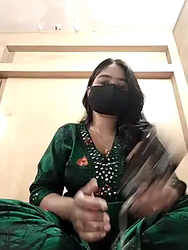 Magical Girl- online show from 14, 12, 2025