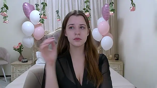 Snapshot of AgataAisitt chatting on 18, 2, 2025 AgataAisitt online show from 18, 2, 2025