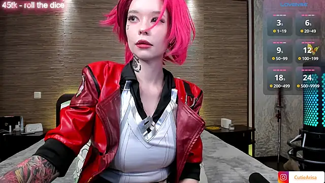 Snapshot of Lust_One_ chatting on 7, 1, 2025 Lust One online show from 7, 1, 2025