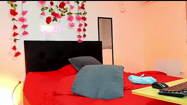 Snapshot of AlanaParker6_ chatting on 30, 12, 2024 AlanaParker6 online show from 30, 12, 2024