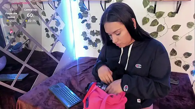 Megan sophia2 online show from 11, 2, 2025