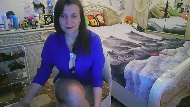 Debra Phoenix online show from 6, 7, 2026