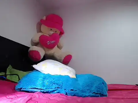 princehermosa44 online show from 4, 3, 2025