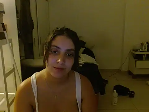 Snapshot of xBubblyBarbiexx chatting on 22, 2, 2025 xBubblyBarbiexx online show from 22, 2, 2025