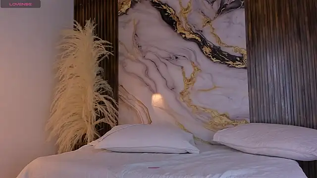 king lovely hornyy online show from 6, 7, 2026